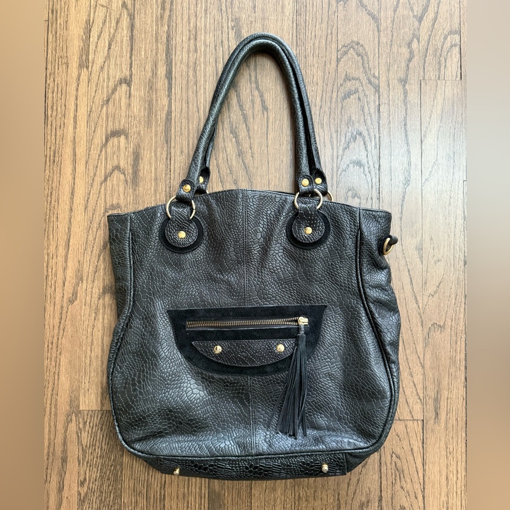 Chic Black Anne Bonny Textured Tote Bag
